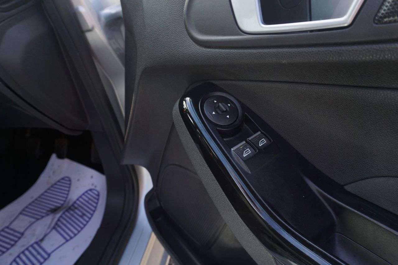 2017 FORD FIESTA 2017 FORD FIESTA