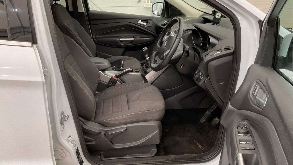 2015 FORD KUGA 2015 FORD KUGA