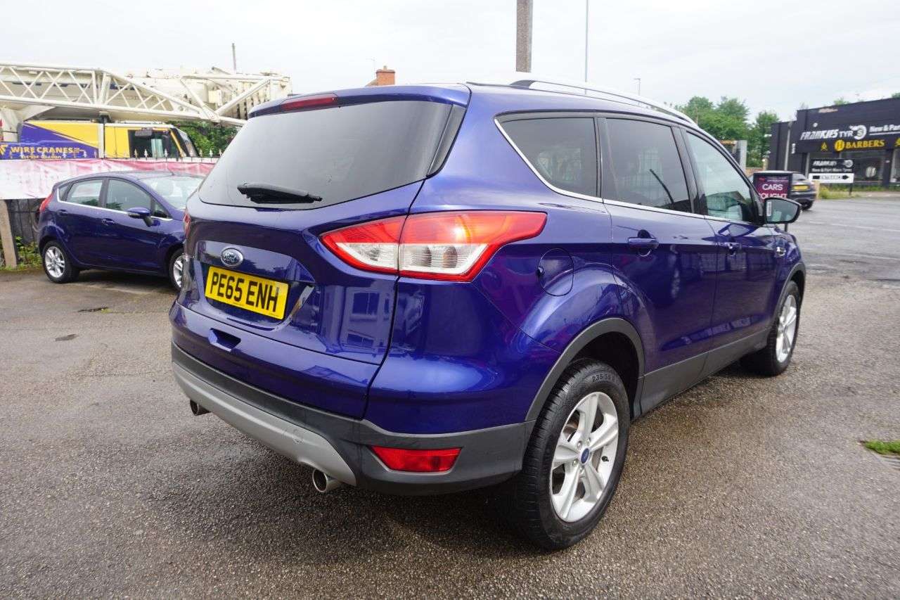 A 2015 FORD KUGA 2.0 TDCi Zetec SUV 5dr Diesel Manual 2WD Euro 6 (s/s) (150 ps) Air Conditio A 2015 FORD KUGA 2.0 TDCi Zetec SUV 5dr Diesel Manual 2WD Euro 6 (s/s) (150 ps) Air Conditio