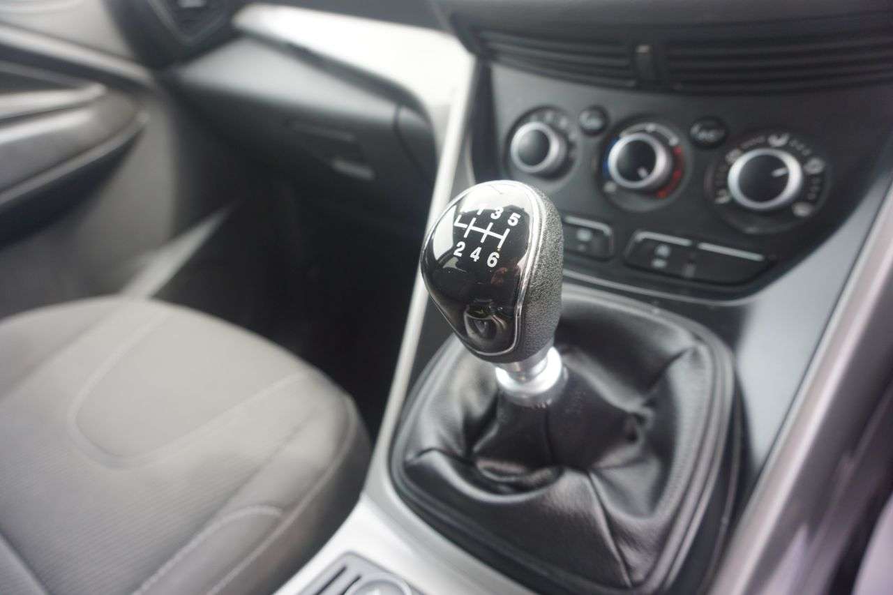 2015 FORD KUGA 2015 FORD KUGA