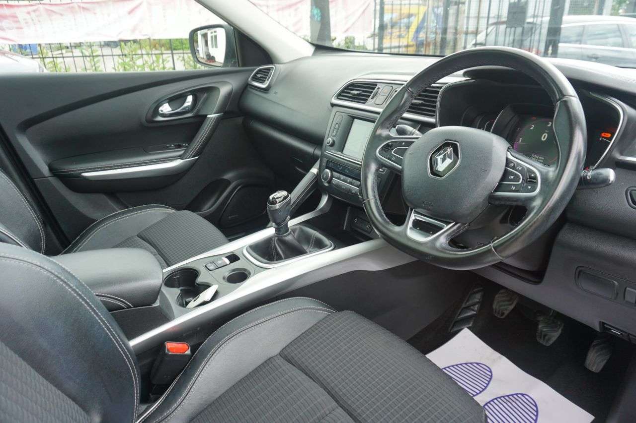 2016 RENAULT KADJAR 2016 RENAULT KADJAR