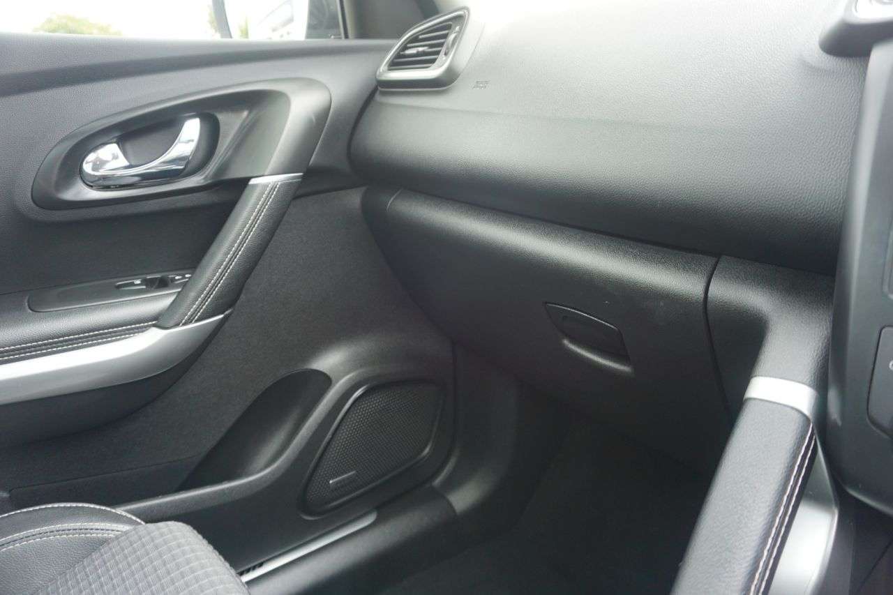 2016 RENAULT KADJAR 2016 RENAULT KADJAR