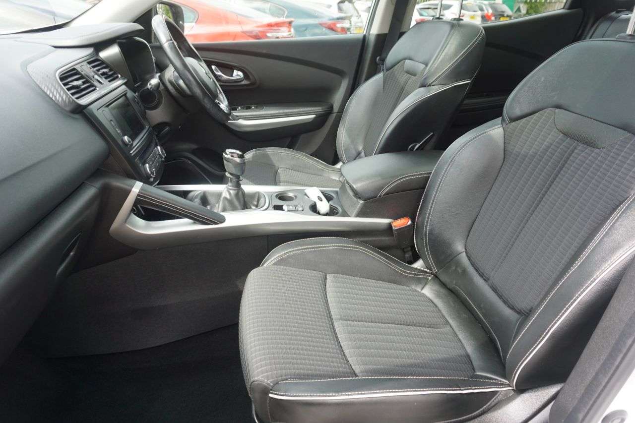 2016 RENAULT KADJAR 2016 RENAULT KADJAR