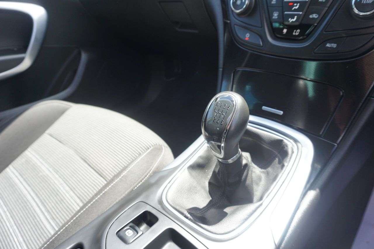 2015 VAUXHALL INSIGNIA 2015 VAUXHALL INSIGNIA