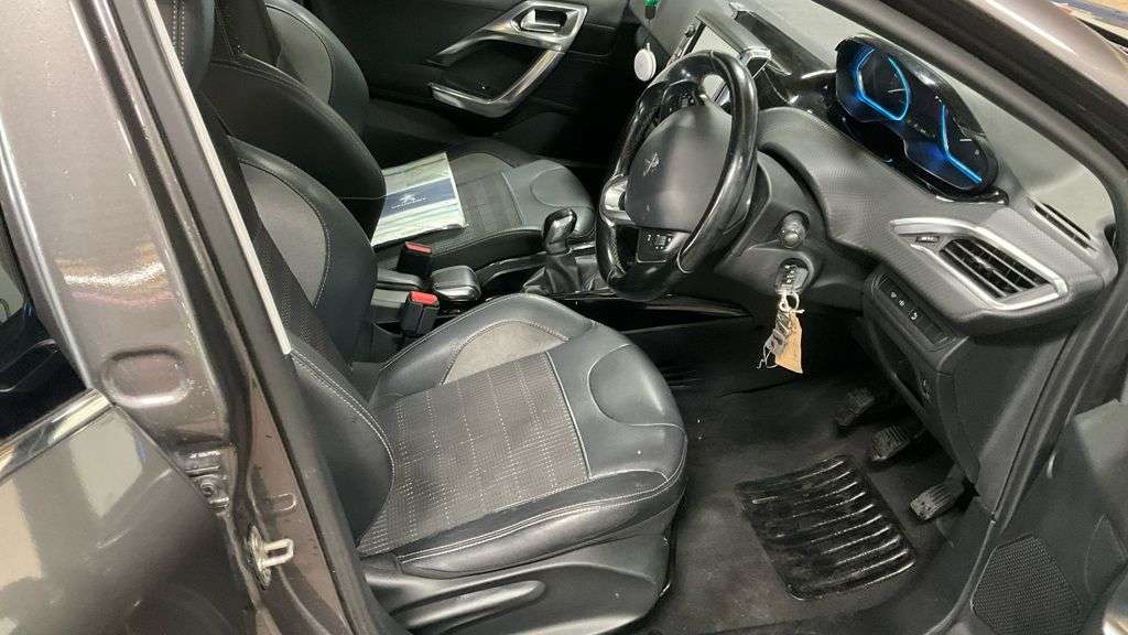 2016 PEUGEOT 2008 2016 PEUGEOT 2008