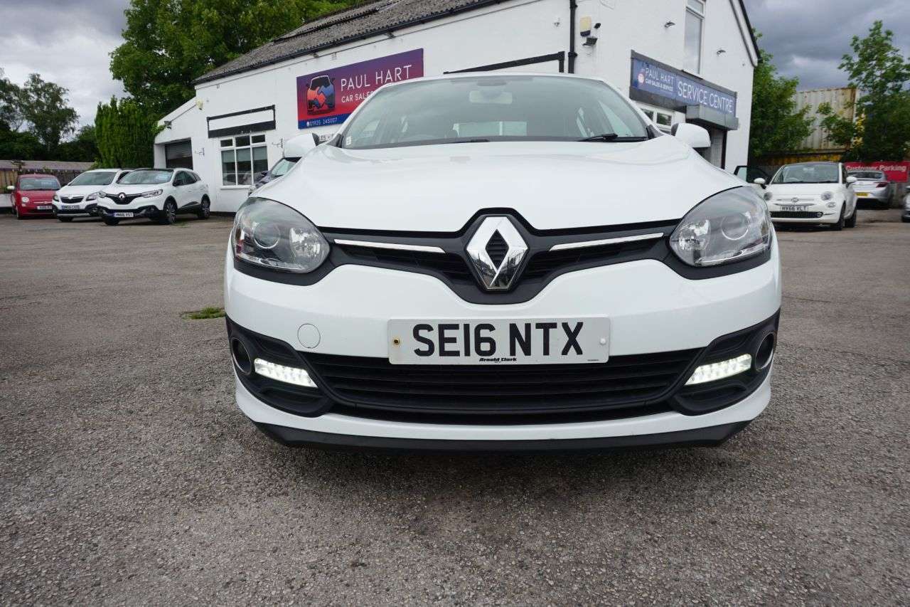 A 2016 RENAULT MEGANE 1.5 dCi Dynamique Nav Hatchback 5dr Diesel Manual Euro 6 (s/s) (110 ps) A 2016 RENAULT MEGANE 1.5 dCi Dynamique Nav Hatchback 5dr Diesel Manual Euro 6 (s/s) (110 ps)