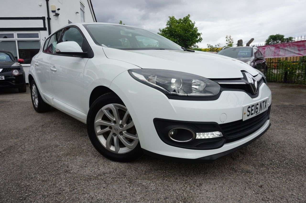 A 2016 RENAULT MEGANE 1.5 dCi Dynamique Nav Hatchback 5dr Diesel Manual Euro 6 (s/s) (110 ps) A 2016 RENAULT MEGANE 1.5 dCi Dynamique Nav Hatchback 5dr Diesel Manual Euro 6 (s/s) (110 ps)