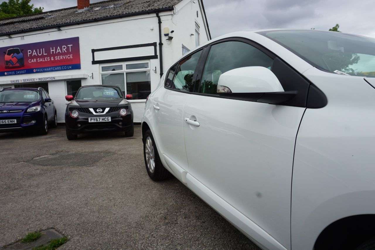 2016 RENAULT MEGANE 2016 RENAULT MEGANE