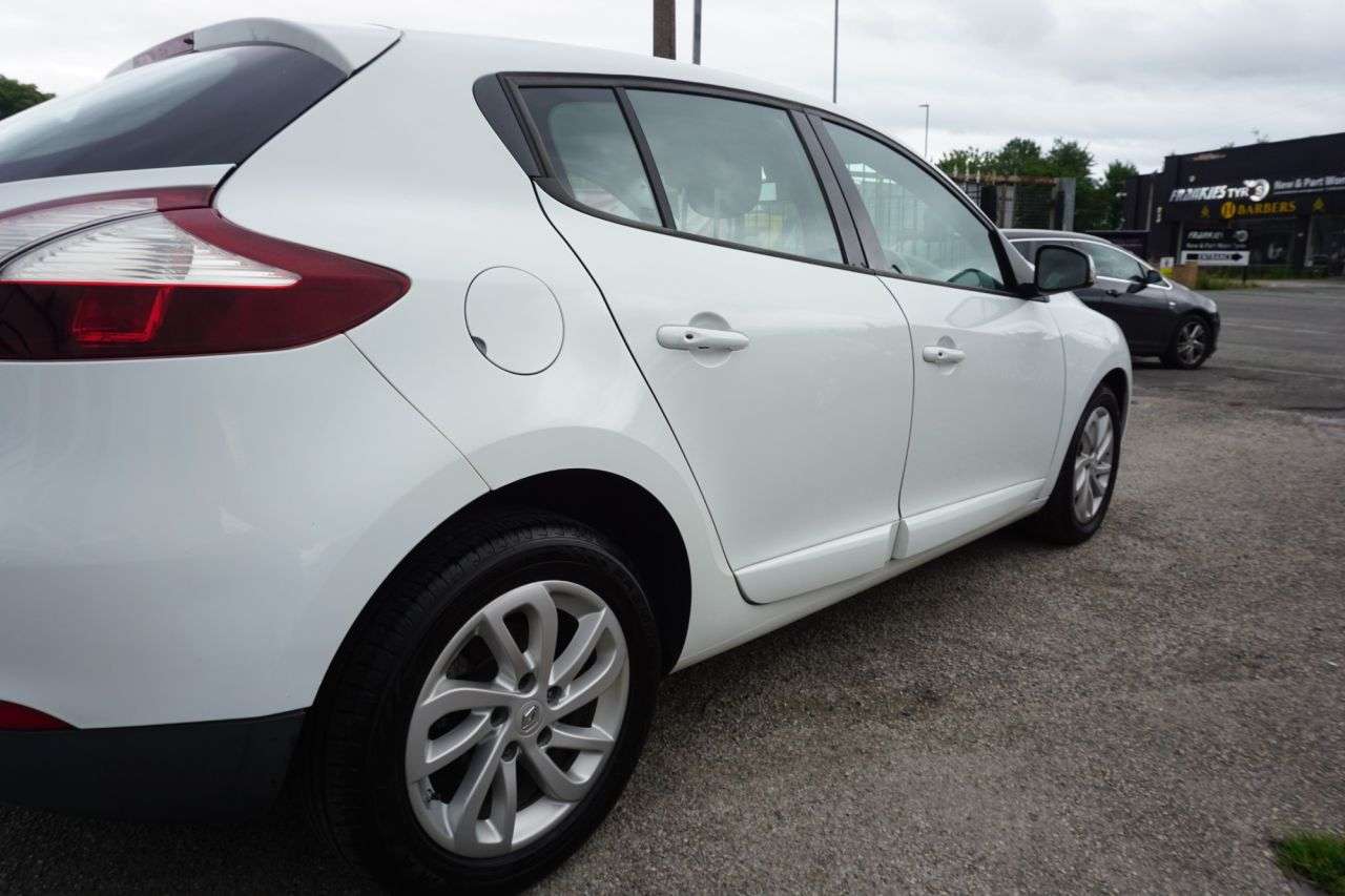 2016 RENAULT MEGANE 2016 RENAULT MEGANE