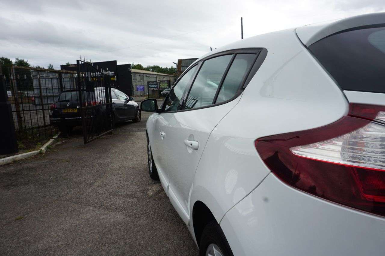 2016 RENAULT MEGANE 2016 RENAULT MEGANE
