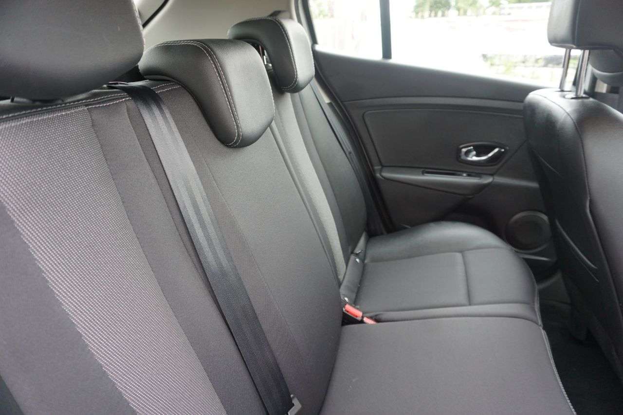 2016 RENAULT MEGANE 2016 RENAULT MEGANE