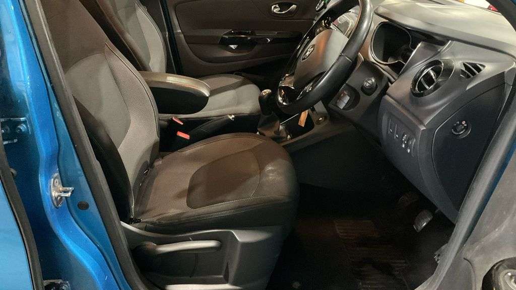 2015 RENAULT CAPTUR 2015 RENAULT CAPTUR