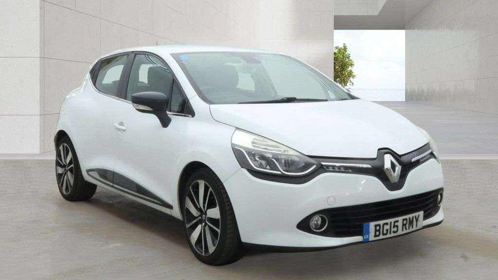 2015 RENAULT CLIO 2015 RENAULT CLIO