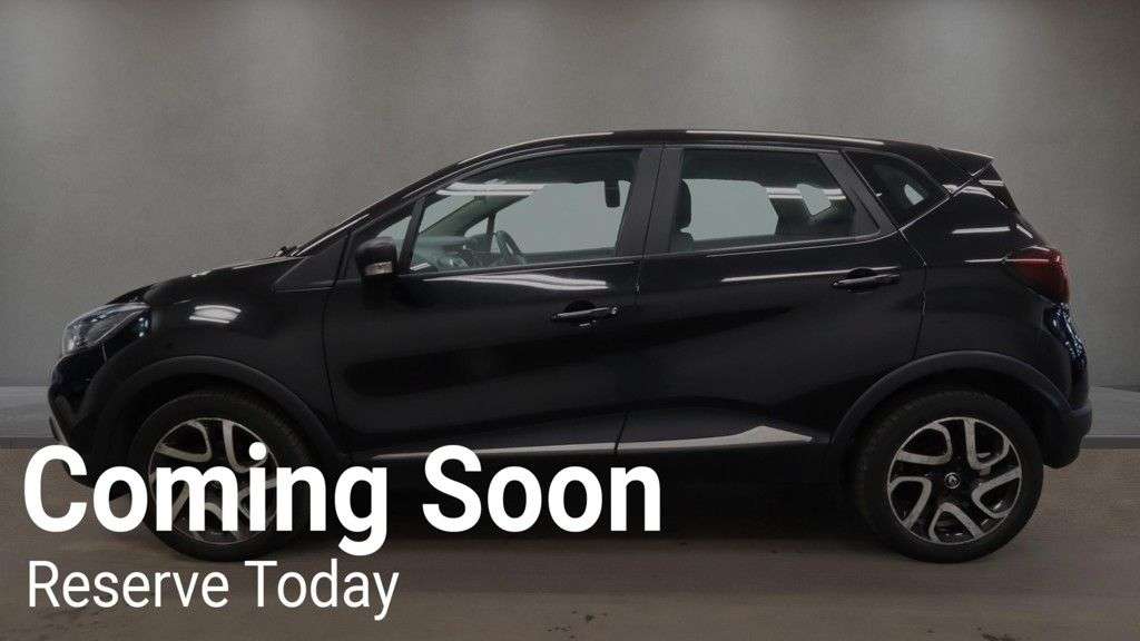 A 2017 RENAULT CAPTUR 0.9 TCe ENERGY Dynamique Nav SUV 5dr Petrol Manual Euro 6 (s/s) (90 ps) A 2017 RENAULT CAPTUR 0.9 TCe ENERGY Dynamique Nav SUV 5dr Petrol Manual Euro 6 (s/s) (90 ps)
