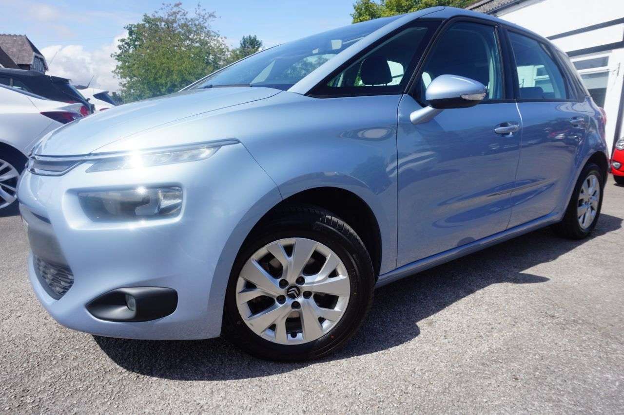 A 2015 CITROEN C4 PICASSO 1.6 BlueHDi VTR+ MPV 5dr Diesel Manual Euro 6 (s/s) (100 ps) A 2015 CITROEN C4 PICASSO 1.6 BlueHDi VTR+ MPV 5dr Diesel Manual Euro 6 (s/s) (100 ps)