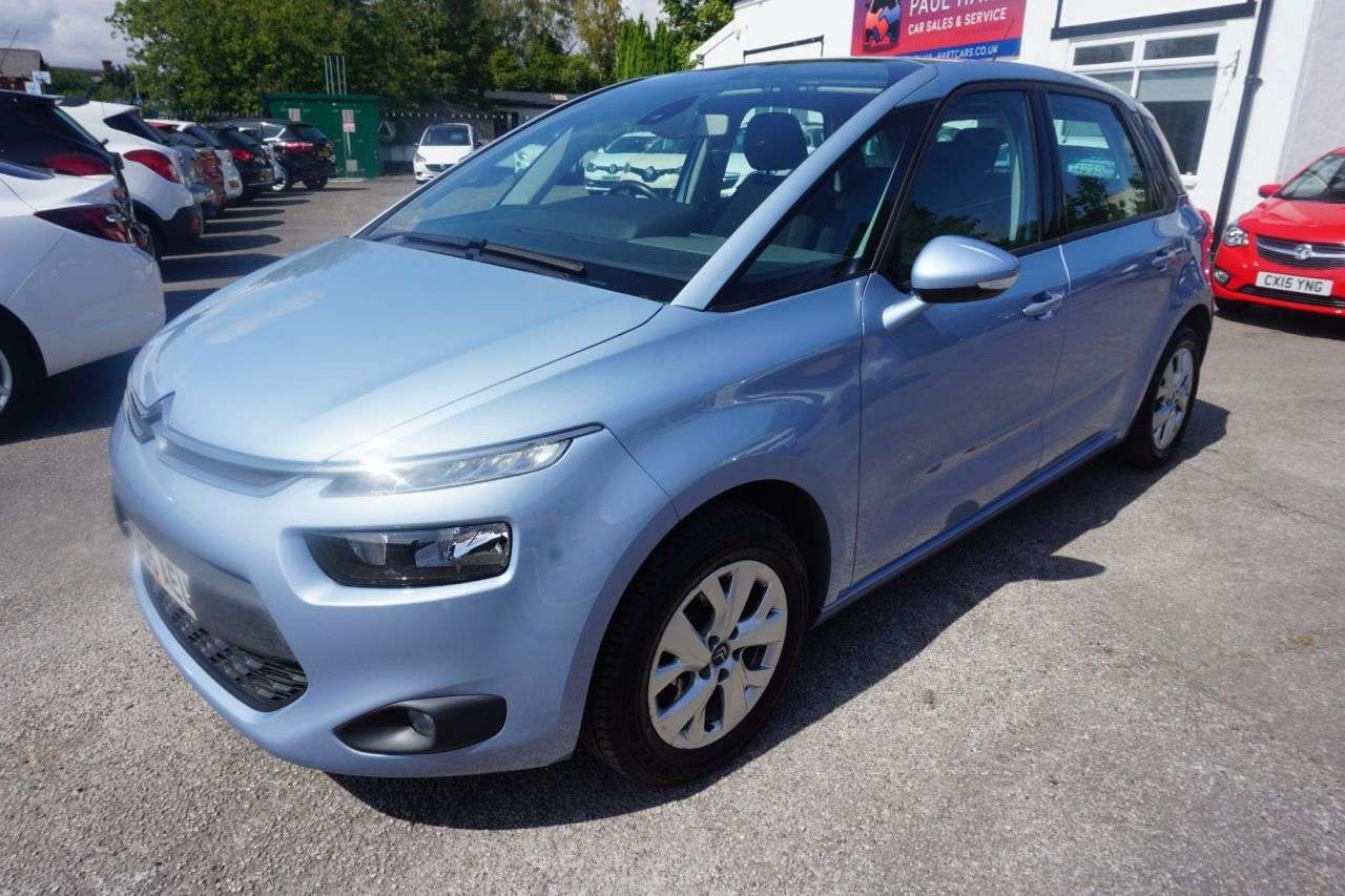 A 2015 CITROEN C4 PICASSO 1.6 BlueHDi VTR+ MPV 5dr Diesel Manual Euro 6 (s/s) (100 ps) A 2015 CITROEN C4 PICASSO 1.6 BlueHDi VTR+ MPV 5dr Diesel Manual Euro 6 (s/s) (100 ps)