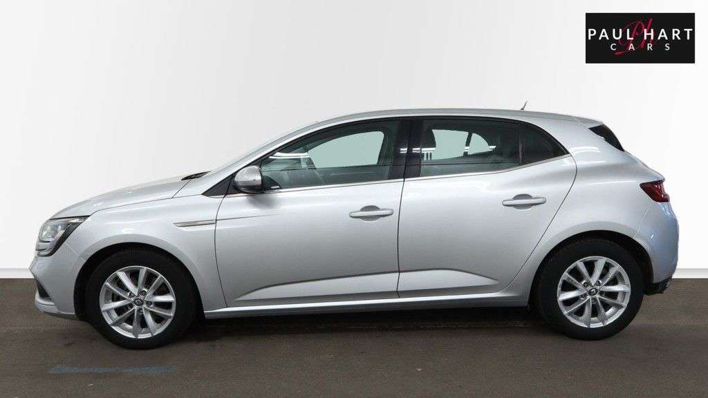 A 2017 RENAULT MEGANE 1.6 dCi Dynamique Nav Hatchback 5dr Diesel Manual Euro 6 (s/s) (130 ps) A 2017 RENAULT MEGANE 1.6 dCi Dynamique Nav Hatchback 5dr Diesel Manual Euro 6 (s/s) (130 ps)