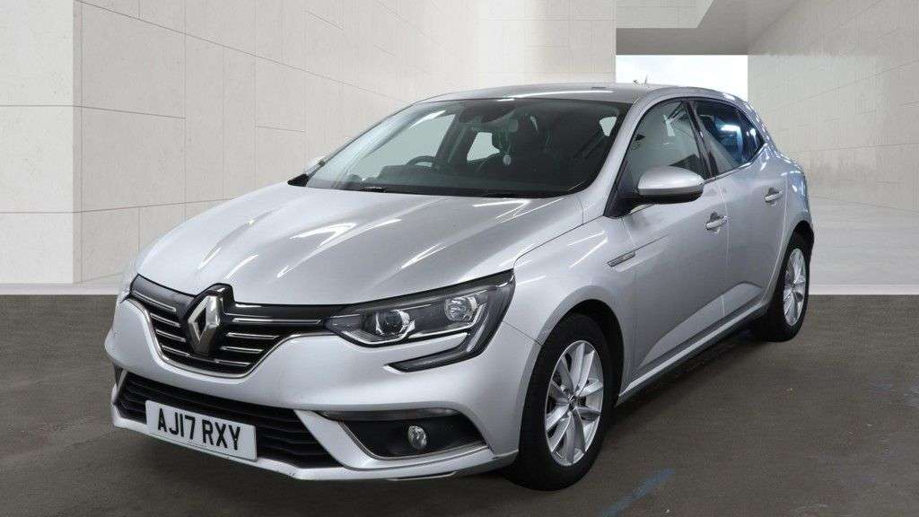 A 2017 RENAULT MEGANE 1.6 dCi Dynamique Nav Hatchback 5dr Diesel Manual Euro 6 (s/s) (130 ps) A 2017 RENAULT MEGANE 1.6 dCi Dynamique Nav Hatchback 5dr Diesel Manual Euro 6 (s/s) (130 ps)