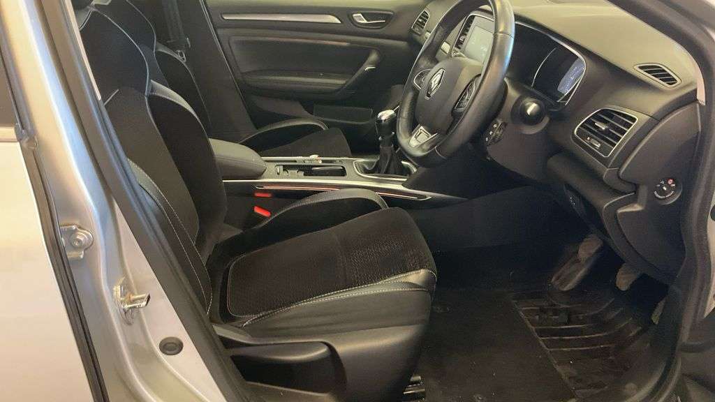 2017 RENAULT MEGANE 2017 RENAULT MEGANE