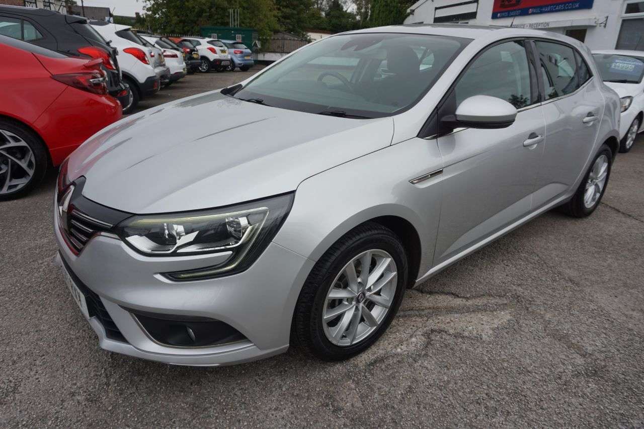 A 2017 RENAULT MEGANE 1.6 dCi Dynamique Nav Hatchback 5dr Diesel Manual Euro 6 (s/s) (130 ps) A 2017 RENAULT MEGANE 1.6 dCi Dynamique Nav Hatchback 5dr Diesel Manual Euro 6 (s/s) (130 ps)