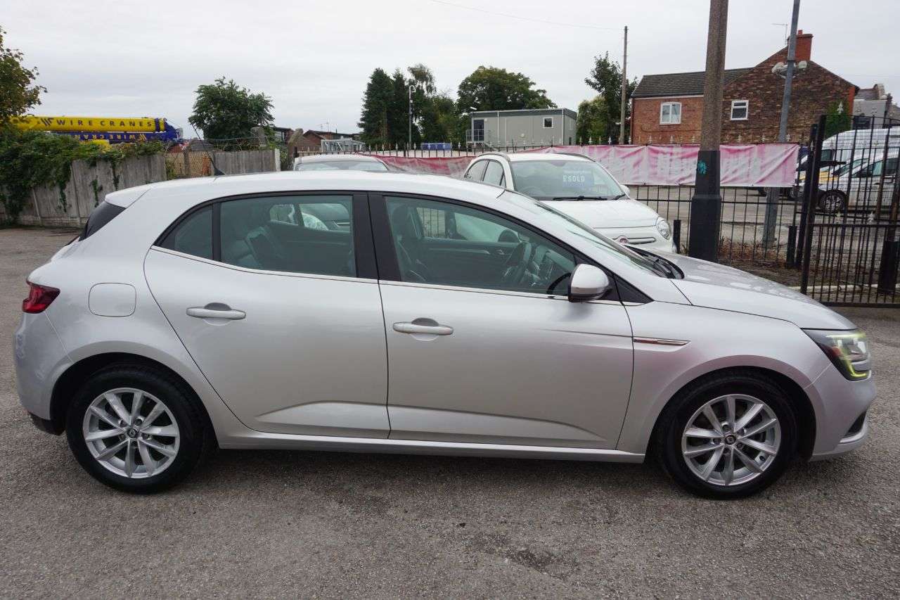 2017 RENAULT MEGANE 2017 RENAULT MEGANE