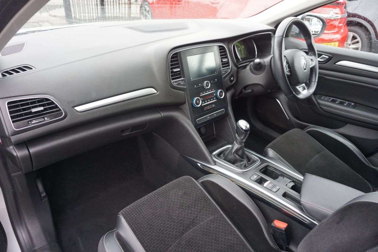 2017 RENAULT MEGANE 2017 RENAULT MEGANE