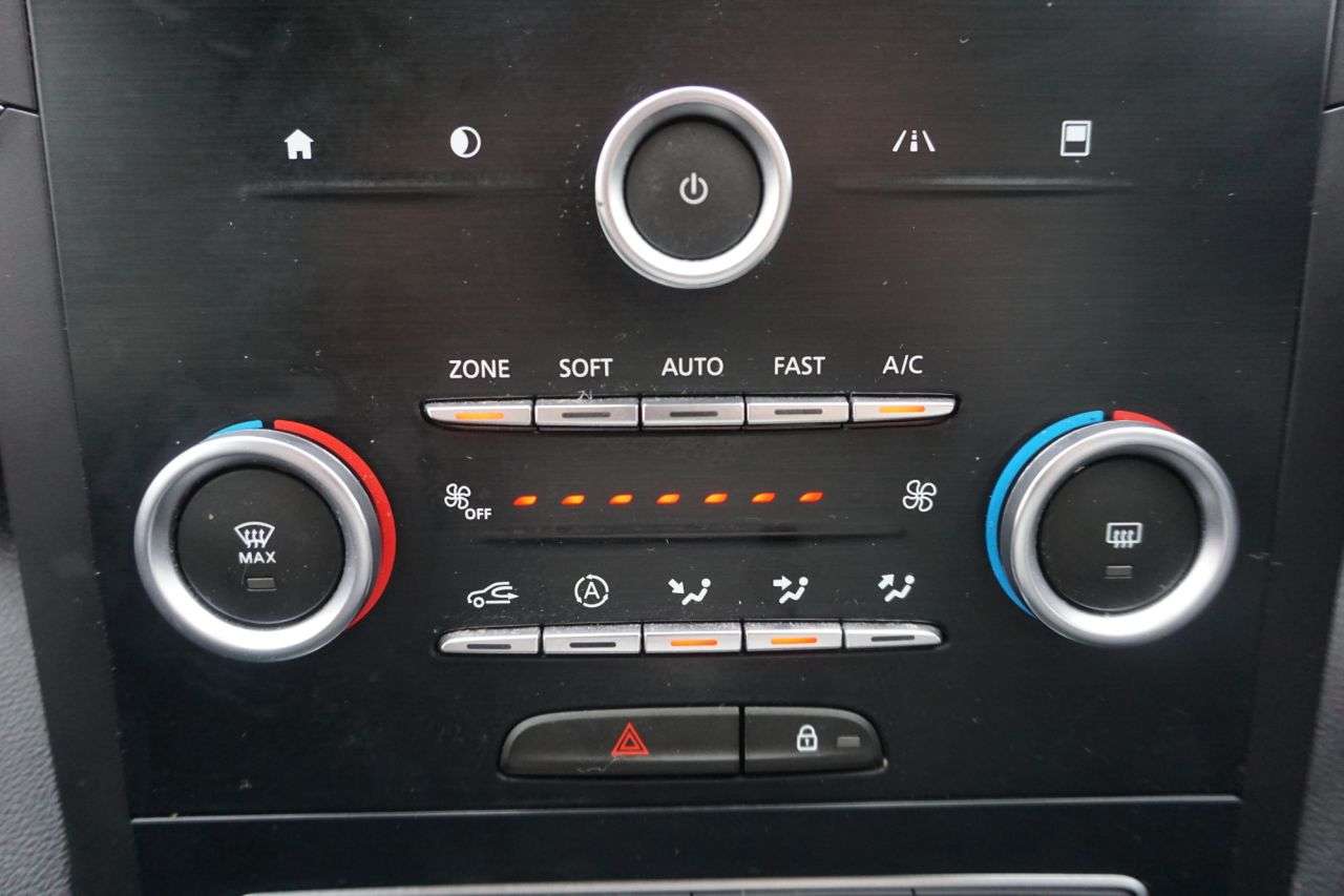 2017 RENAULT MEGANE 2017 RENAULT MEGANE