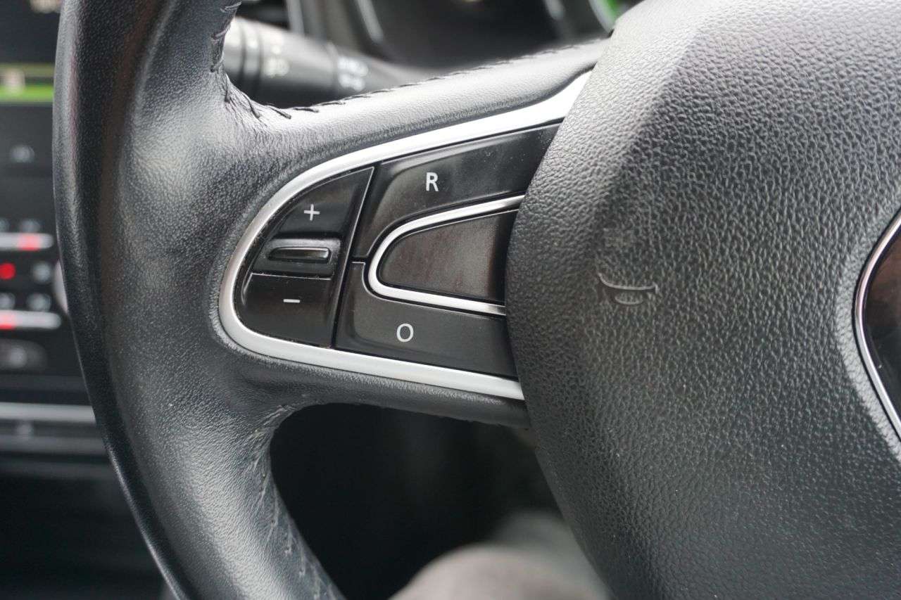 2017 RENAULT MEGANE 2017 RENAULT MEGANE