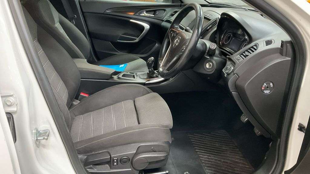 2015 VAUXHALL INSIGNIA 2015 VAUXHALL INSIGNIA