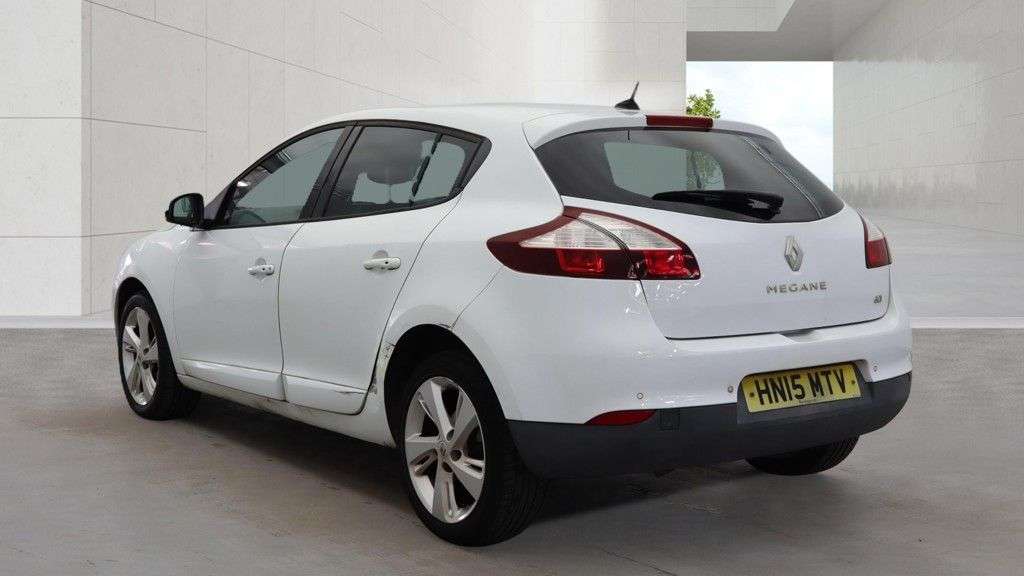 2015 RENAULT MEGANE 2015 RENAULT MEGANE