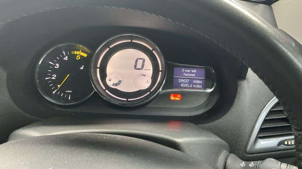 2015 RENAULT MEGANE 2015 RENAULT MEGANE