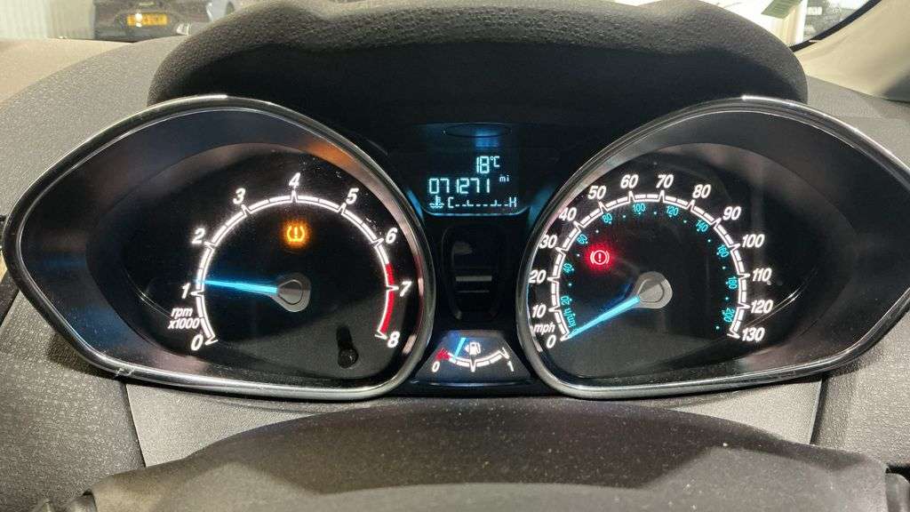 2015 FORD FIESTA 2015 FORD FIESTA
