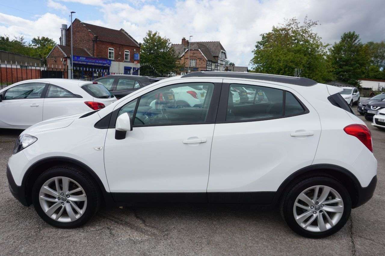 A 2016 VAUXHALL MOKKA 1.6i Exclusiv SUV 5dr Petrol Manual 2WD Euro 6 (s/s) (115 ps) A 2016 VAUXHALL MOKKA 1.6i Exclusiv SUV 5dr Petrol Manual 2WD Euro 6 (s/s) (115 ps)