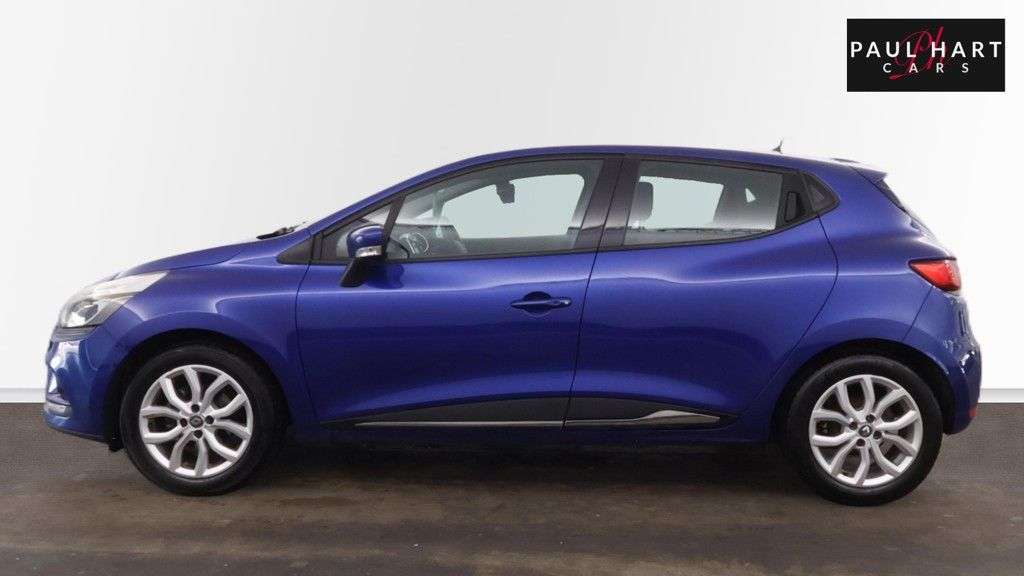 2017 RENAULT CLIO 2017 RENAULT CLIO