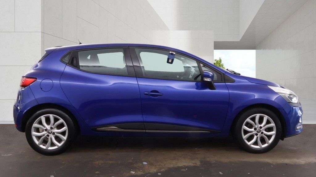 2017 RENAULT CLIO 2017 RENAULT CLIO