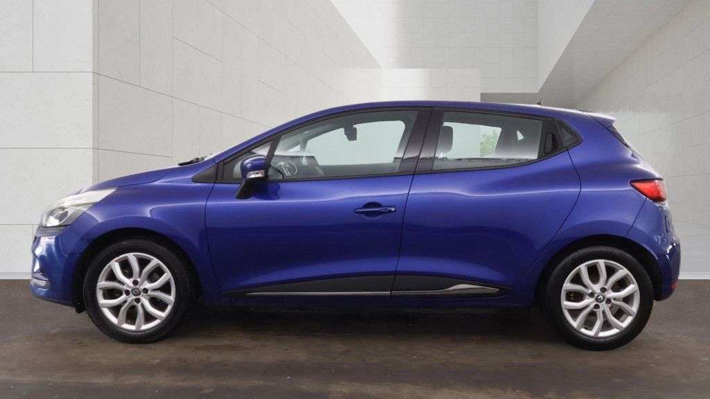 2017 RENAULT CLIO 2017 RENAULT CLIO