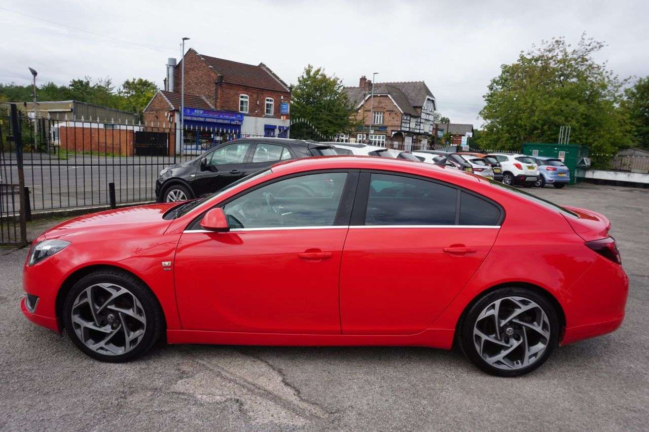 A 2015 VAUXHALL INSIGNIA 2.0 CDTi ecoFLEX SRi VX Line Nav Hatchback 5dr Diesel Manual Euro 5 (s/s) ( A 2015 VAUXHALL INSIGNIA 2.0 CDTi ecoFLEX SRi VX Line Nav Hatchback 5dr Diesel Manual Euro 5 (s/s) (