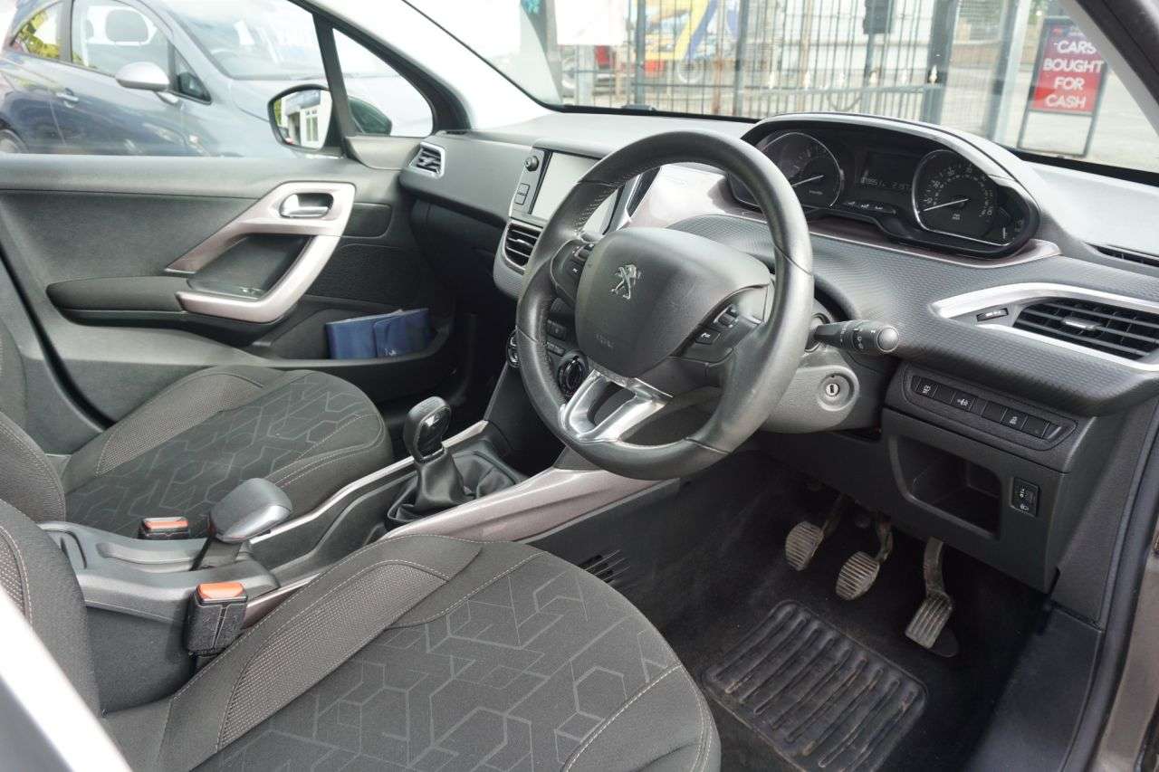 2015 PEUGEOT 2008 2015 PEUGEOT 2008