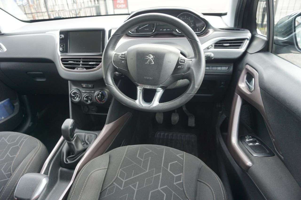 2015 PEUGEOT 2008 2015 PEUGEOT 2008