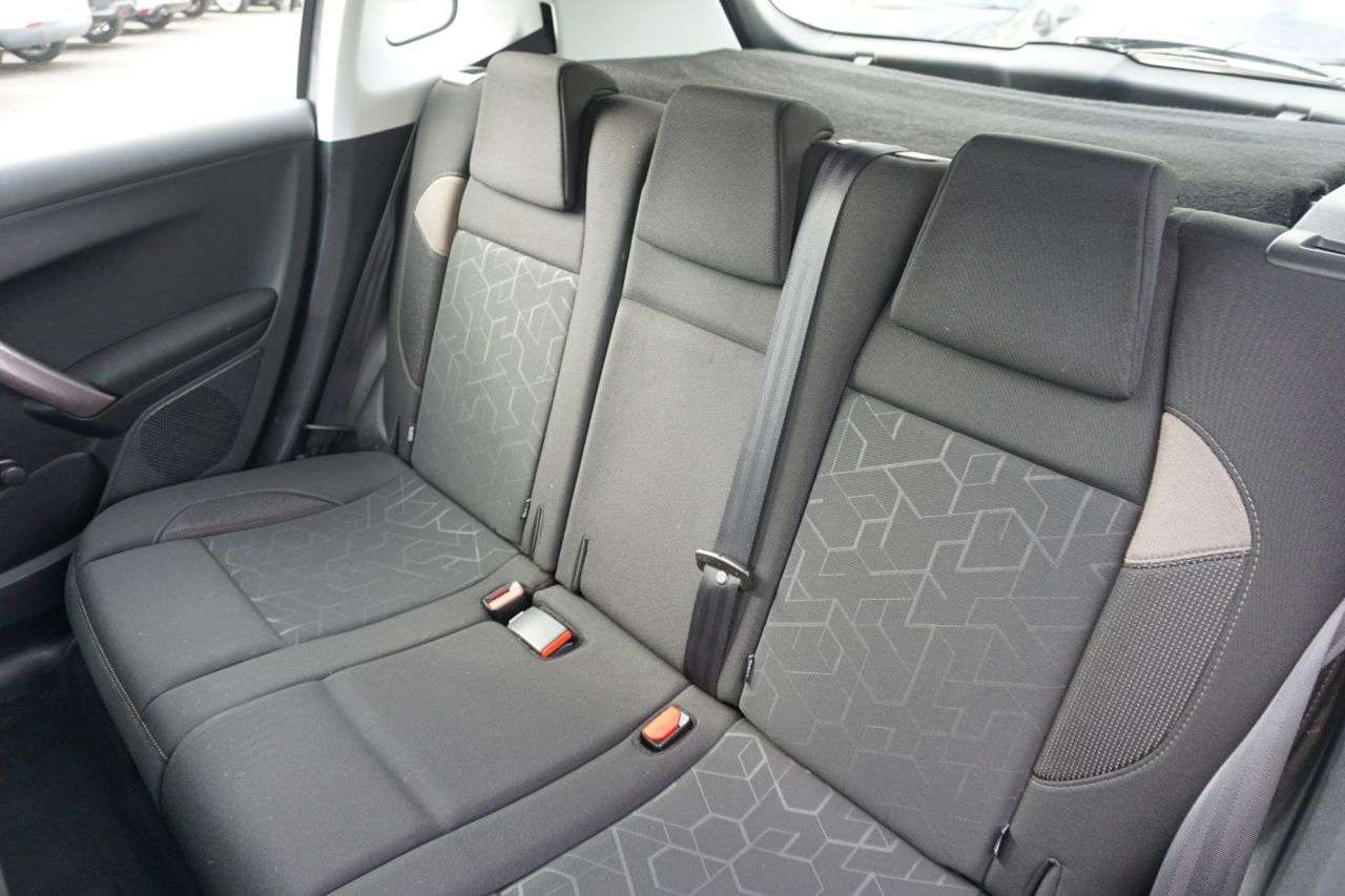 2015 PEUGEOT 2008 2015 PEUGEOT 2008