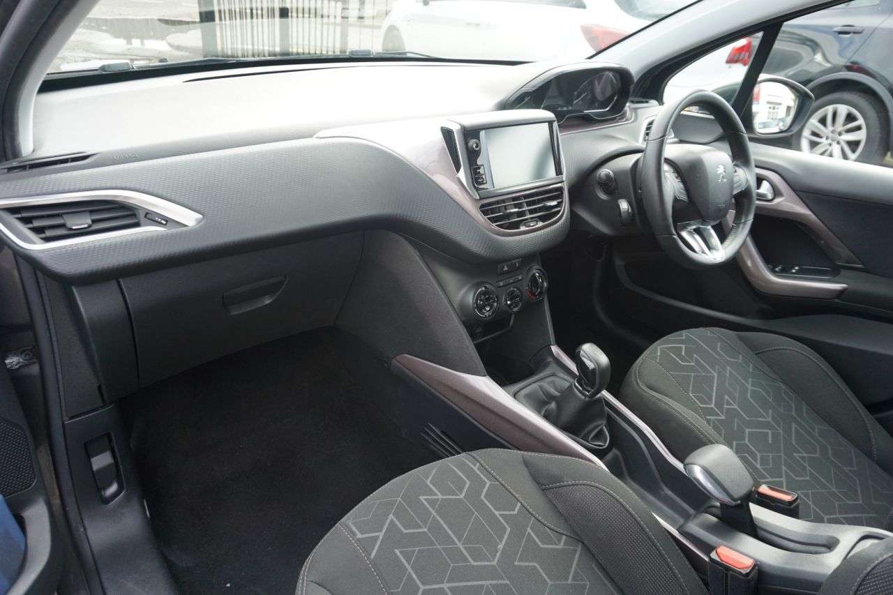 2015 PEUGEOT 2008 2015 PEUGEOT 2008