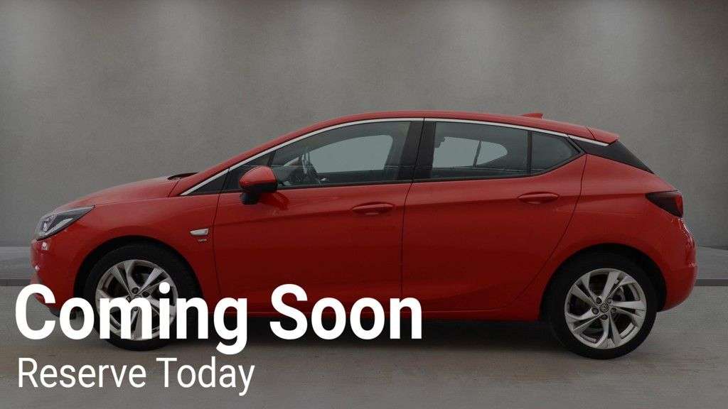 A 2017 VAUXHALL ASTRA 1.4i SRi Nav Hatchback 5dr Petrol Manual Euro 6 (100 ps) A 2017 VAUXHALL ASTRA 1.4i SRi Nav Hatchback 5dr Petrol Manual Euro 6 (100 ps)