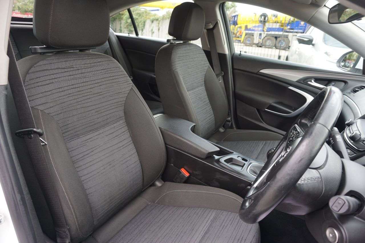 2015 VAUXHALL INSIGNIA 2015 VAUXHALL INSIGNIA