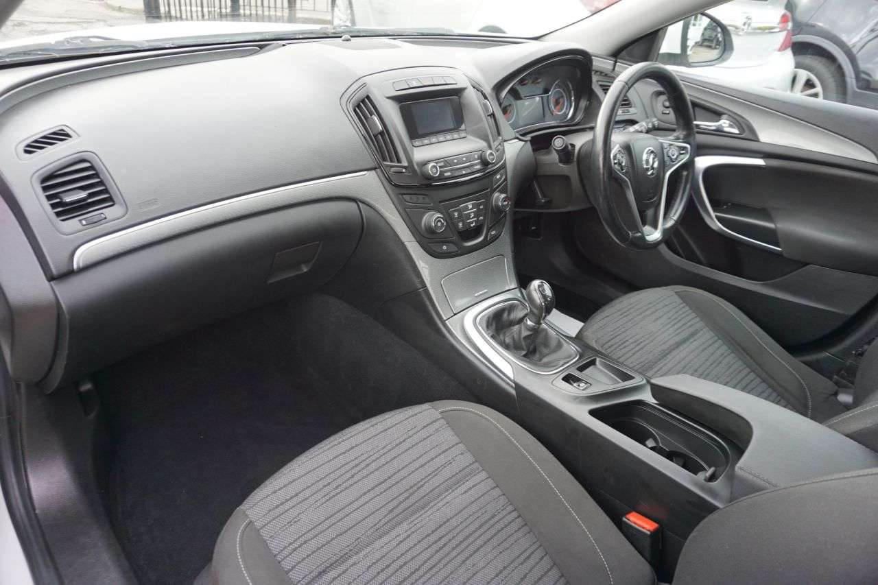 2015 VAUXHALL INSIGNIA 2015 VAUXHALL INSIGNIA