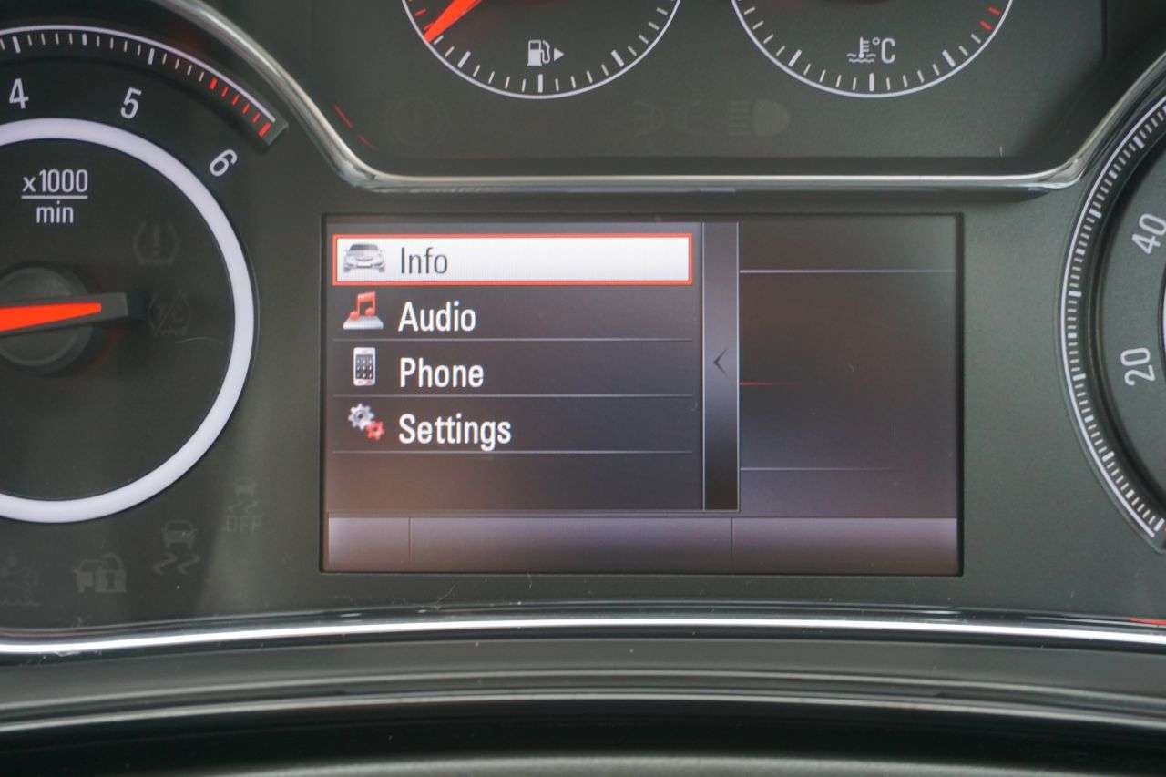 2015 VAUXHALL INSIGNIA 2015 VAUXHALL INSIGNIA