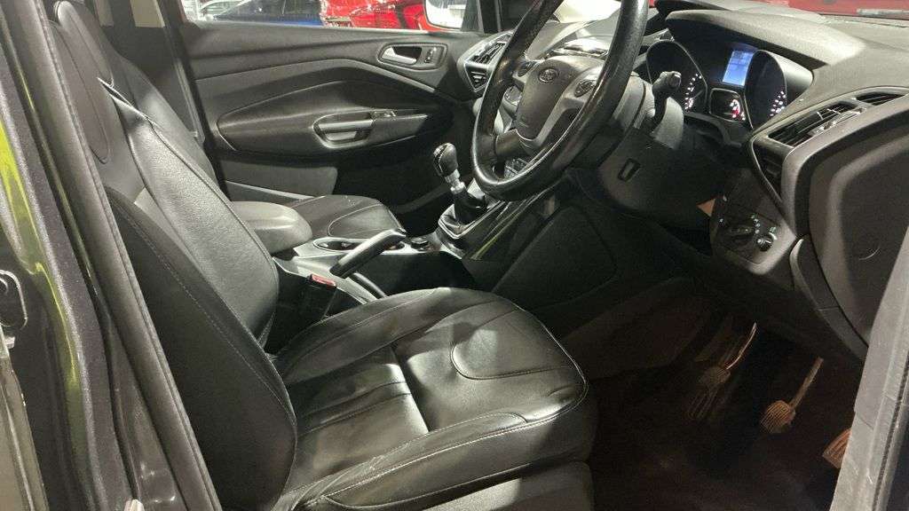 2015 FORD KUGA 2015 FORD KUGA