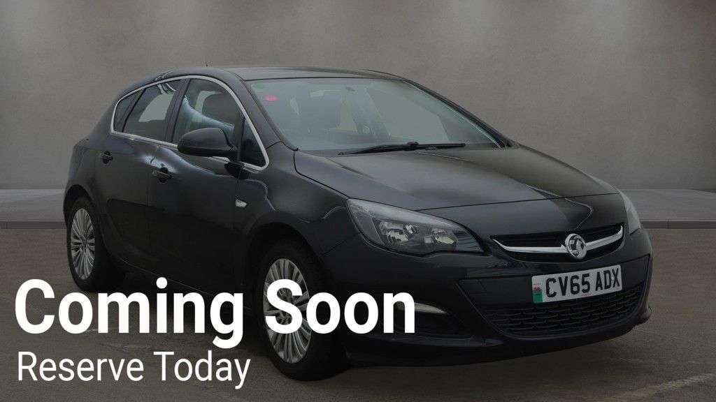 A 2015 VAUXHALL ASTRA 1.4i Excite Hatchback 5dr Petrol Manual Euro 6 (100 ps) A 2015 VAUXHALL ASTRA 1.4i Excite Hatchback 5dr Petrol Manual Euro 6 (100 ps)