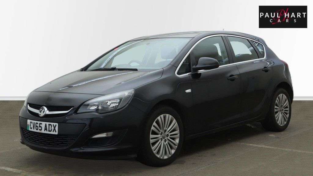 A 2015 VAUXHALL ASTRA 1.4i Excite Hatchback 5dr Petrol Manual Euro 6 (100 ps) A 2015 VAUXHALL ASTRA 1.4i Excite Hatchback 5dr Petrol Manual Euro 6 (100 ps)