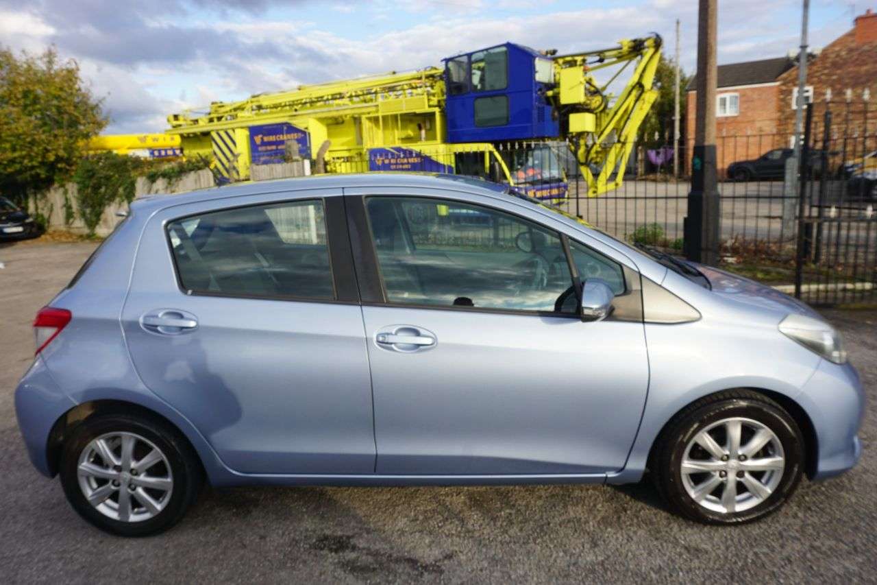 2012 TOYOTA YARIS 2012 TOYOTA YARIS