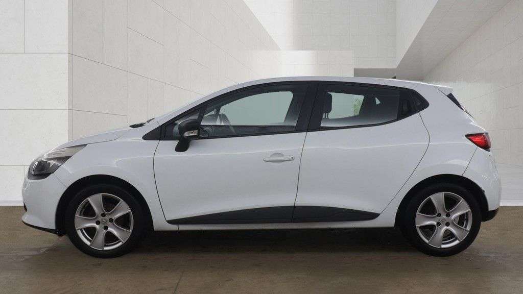 2015 RENAULT CLIO 2015 RENAULT CLIO